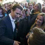 Auf Tuchfühlung mit der jubelnden Fangemeinde. Sebastian Kurz wird als Hoffnungsträger an der ÖVP-Basis überschwänglich gefeiert 