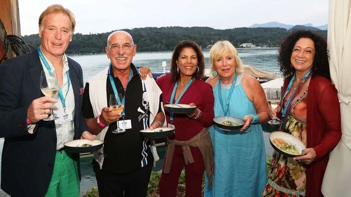 Albert Fortell, Otto und Shirley Retzer, Ingrid Bein, Barbara Wussow (von links)