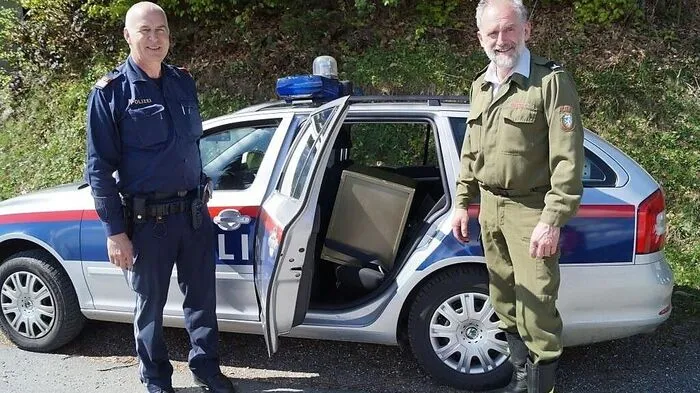 Die Polizei nahm das Fundstück mit