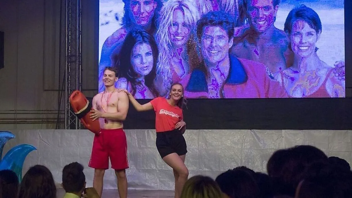 Teil der Mitternachtseinlage waren auch Szenen aus Baywatch