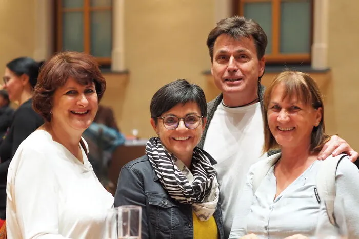 Gabriela Schrager aus Wünschendorf, Renate Wiesinger aus Weiz, Hermann Teller und Gerda Wünscher aus Kumberg voller Vorfreude auf den Abend.