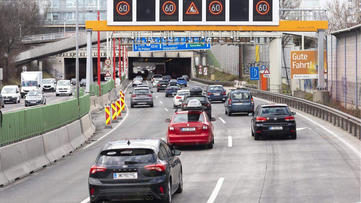 Auf der Südosttangente in Wien kam der Sohn eines Wiener Paares zur Welt