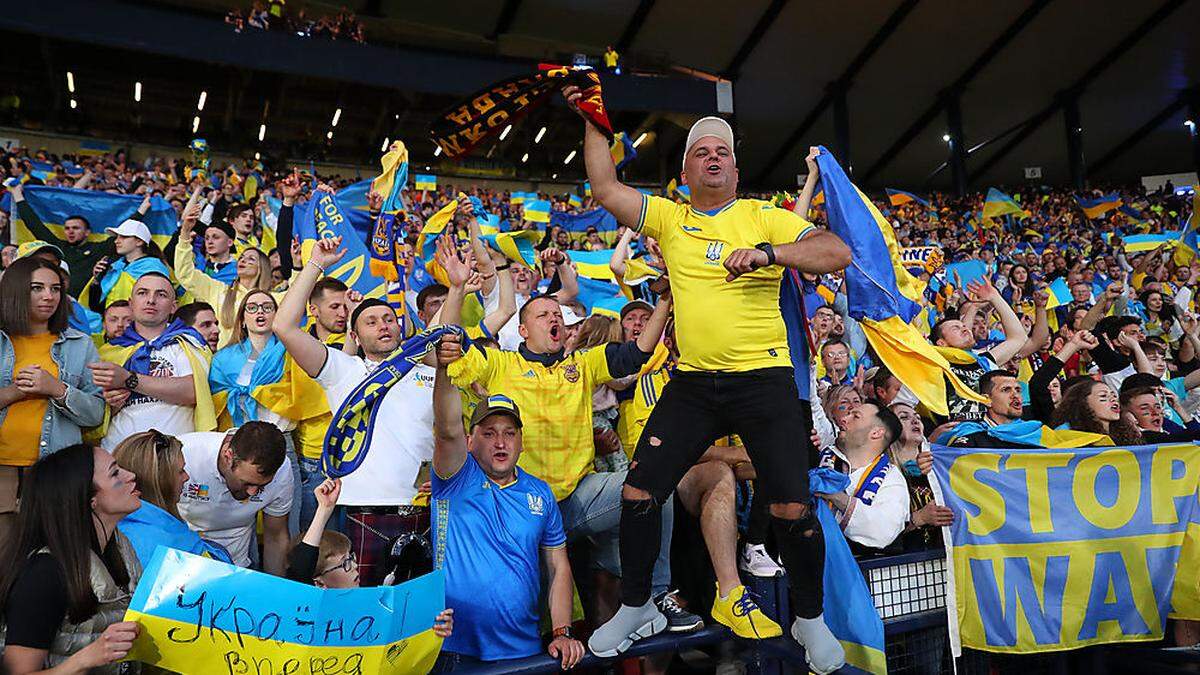 Die ukrainischen Fans hoffen auf einen Sieg