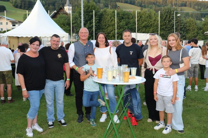 Der Bad St. Leohnharder Bürgermeister Dieter Dohr besuchte ebenso das Zeltfest, wie der Kapellmeister der Stadtkapelle, Otmar Lichtenegger.