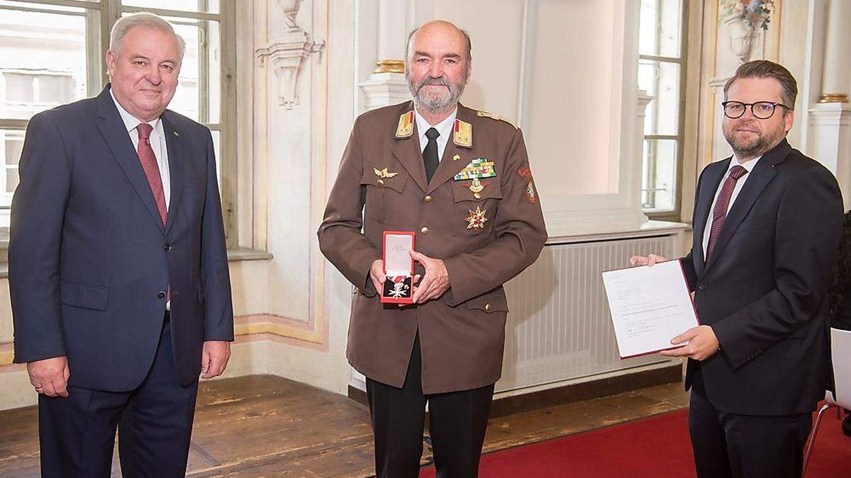 Johann Hönigschnabl mit Landeshauptmann Hermann Schützenhöfer und SPÖ-Klubobmann Hannes Schwarz 