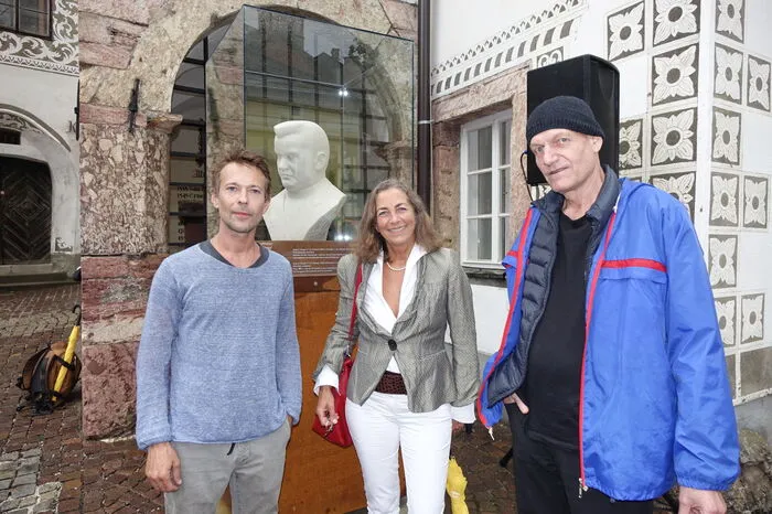 Künstler Clemens Luser (l.), Elisabeth Fiedler (Institut Kunst im öffentlichen Raum Steiermark) und Komponist Wolfgang Mitterer.