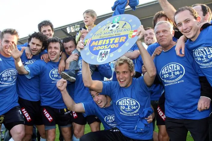 2006 fixierte der TSV zum zweiten Mal in der Vereinsgeschichte mit einem 2:0-Derbysieg gegen Bad Aussee im eigenen Stadion den Aufstieg in die 2. Liga (damals noch Erste Liga). 
Zuvor waren die Oststeirer schon von 1996 bis 1998 in der zweithöchsten Spielklasse vertreten.
