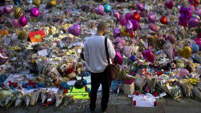 Die Trauer in Manchester hält nach dem Terroranschlag an. 