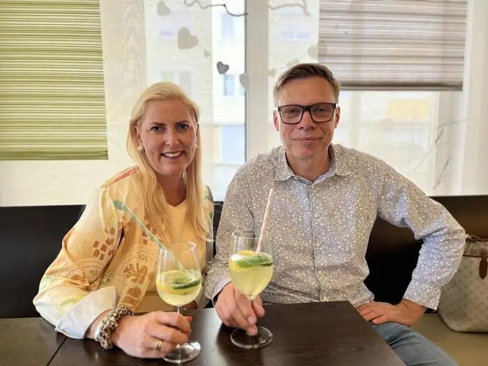 Grund zum feiern: Sandra Rinofner und Reinfried Lienzer leiten die Lebenshilfe Region Judenburg