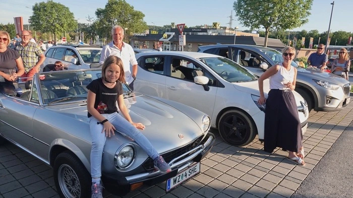 Mit Hits von Elvis Presley, Chick Berry, Fats Domino, einem Medley als Erinnerung an Little Richard und mit Eigenkompositionen sorgten die Old School Basterds für Riesenstimmung in Weiz.