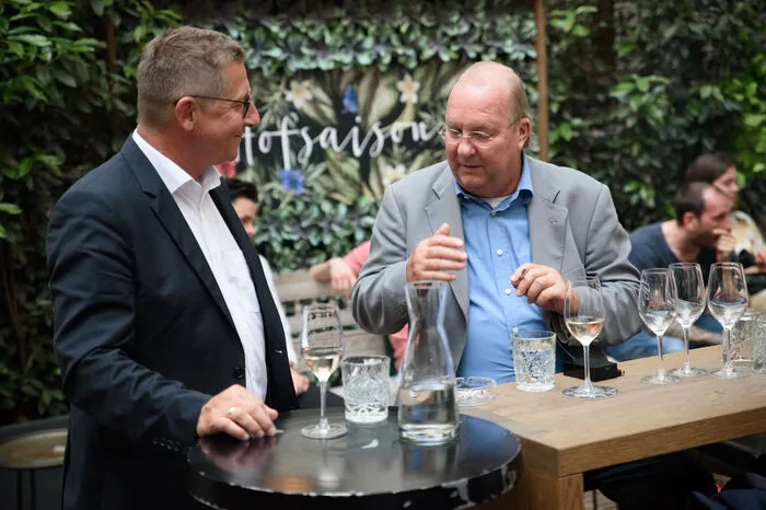 Neben der Publikumsdiskussion stand auch Netzwerken auf dem Programm.