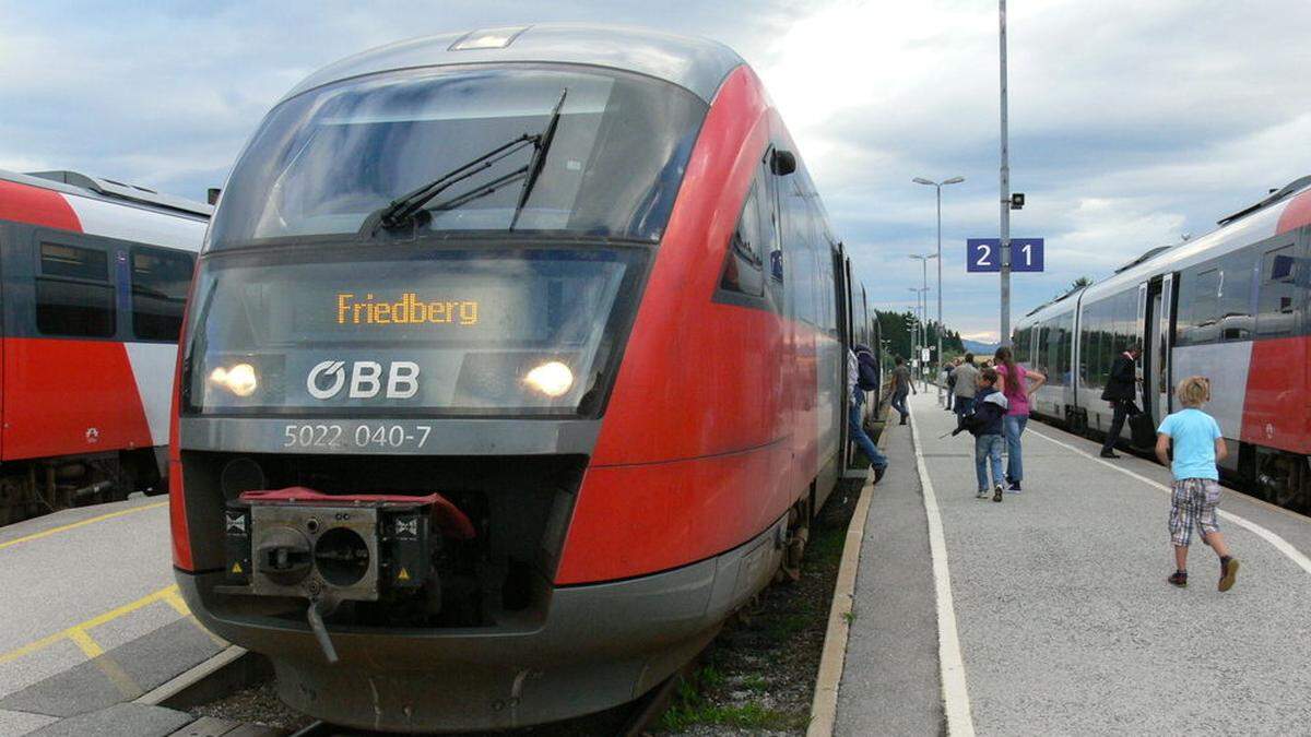 Während die Zukunft der Nordstrecke der Thermenbahn bis Hartberg gesichert scheint, ist die Situation für den Süden (ab Hartberg über Fürstenfeld bis Fehring) derzeit noch ungewiss