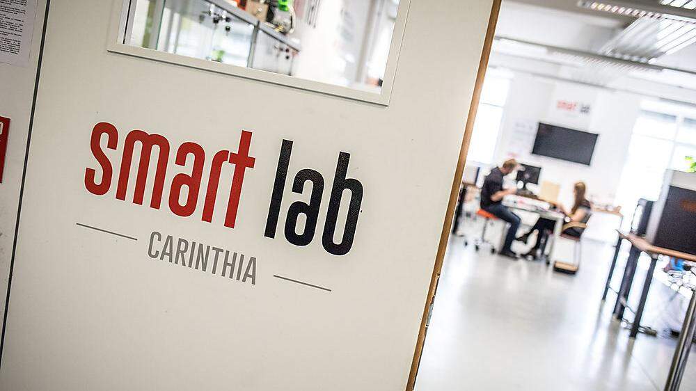 Im Smart Lab der FH Villach werden junge Menschen an die Hochtechnologie herangeführt