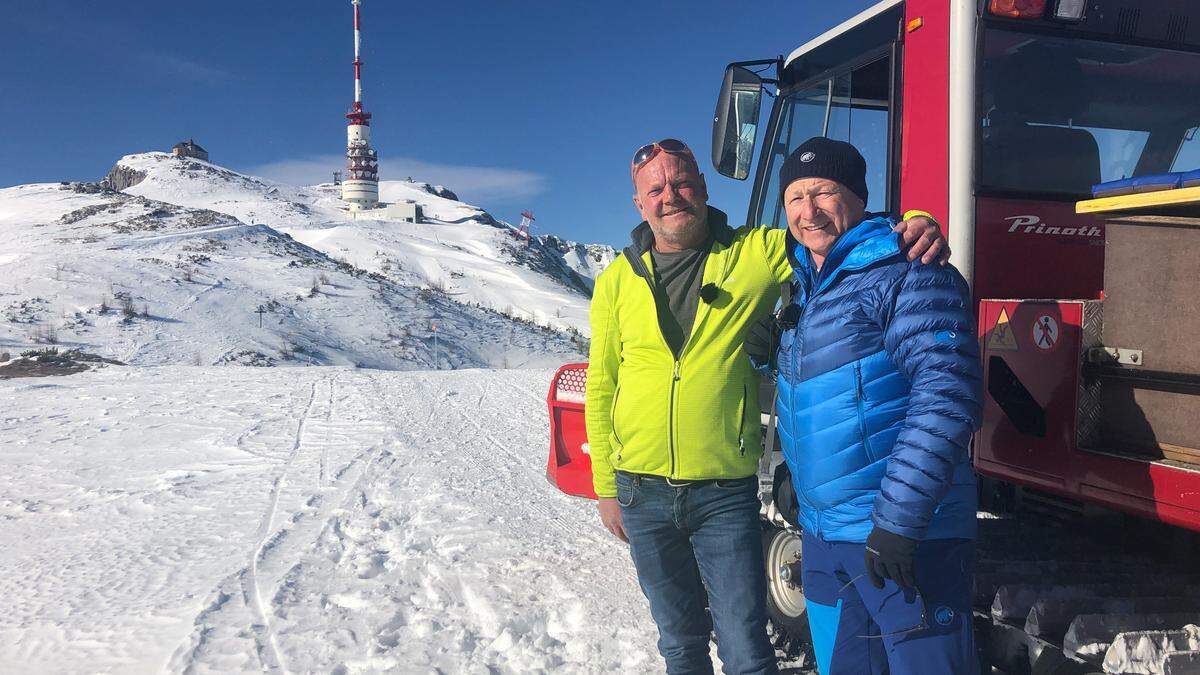 &quot;Harrys schönste Zeit&quot;: Moderator Harry Prünster (rechts) und Pistengerätfahrer Mario Feldbaumer auf dem Dobratsch