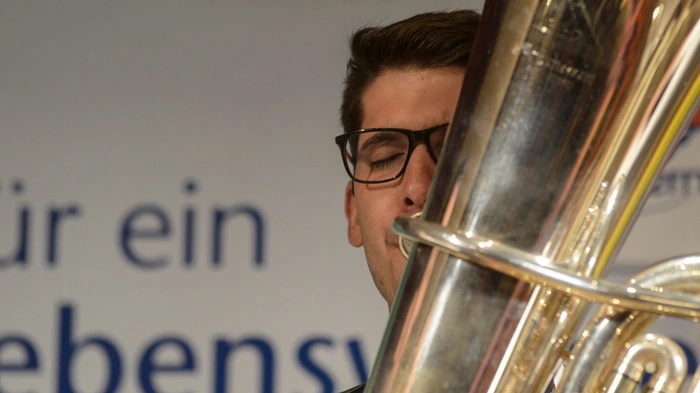 Für gute Unterhaltung sorgte auch das Brass-Quintett „Blechreiz“