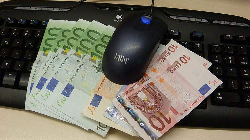 Die Betrüger kassierten fast 2000 Euro