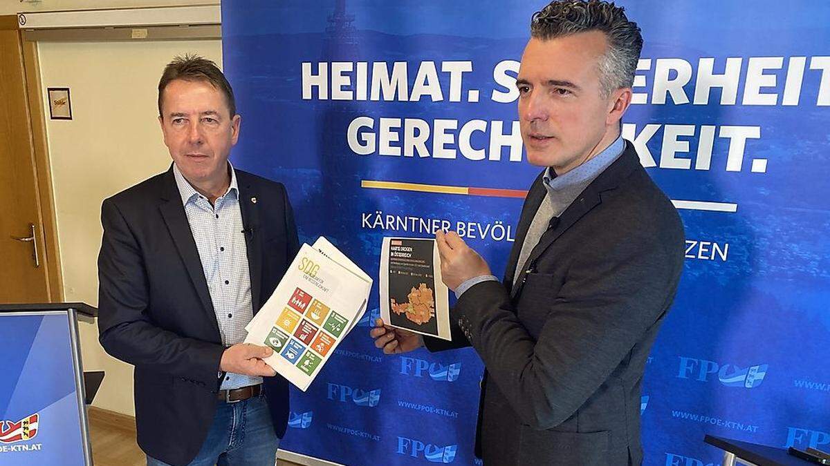 Parteichef Erwin Angerer und Gernot Darmann, stellvertretender Klubobmann  