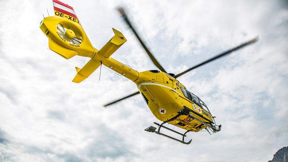 Eine Frau aus Völkermarkt wurde bei einer Skitour in Flattach im Mölltal verletzt. Sie wurde vom Hubschrauber C 7 geborgen (Symbolfoto)