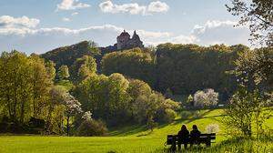 Die Burg Hohenstein thront über dem Nürnberger Land