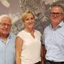 Elke Halbwirth (Mitte) wurde zur neuen Bürgermeisterin in Gleinstätten gewählt. Am Bild mit Gemeindekassier Werner Reiterer (links) und Vizebürgermeister Friedrich Stiegelbauer