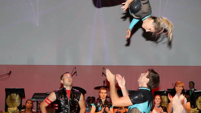 Der Ball wurde vom "Jailhouse Rock'n Roll Club Villach" unter Leitung von Nicole Schojer eröffnet.