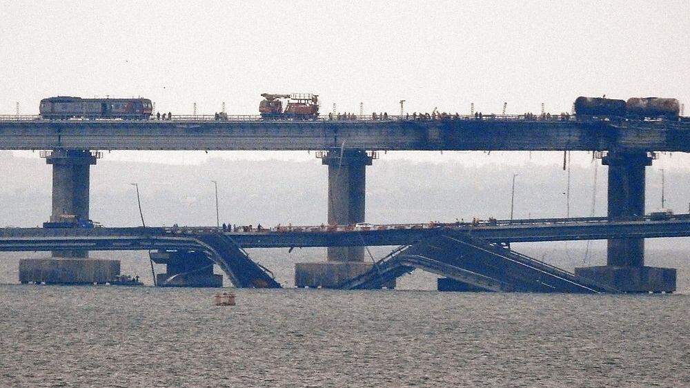 Die beschädigte Krim-Brücke soll repariert werden