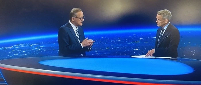 Günther Ofner, Vorstand der Flughafen Wien AG im ZiB2-Gespräch mit Martin Thür