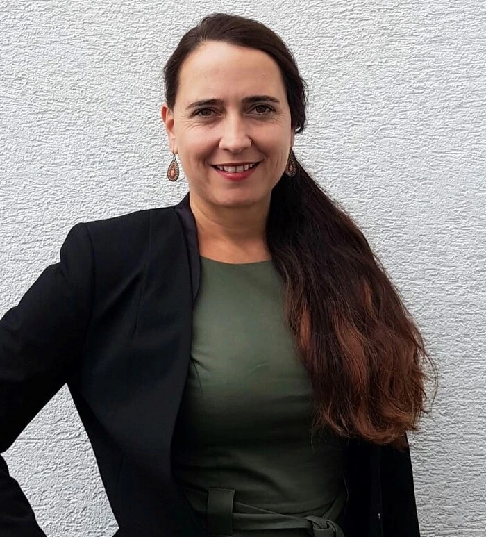 <strong>Christina Mandl, Sprecherin UBIT-Arbeitsgruppe Nachhaltigkeit:</strong> „Auch für Klein- und Mittelbetriebe sind die Nachhaltigkeitsziele ESG eine Herausforderung. Ein erster Schritt ist eine Bestandsaufnahme, um das Geschäftsmodell weiterzuentwickeln und die Chancen, die sich daraus ergeben, auch nutzen zu können.“