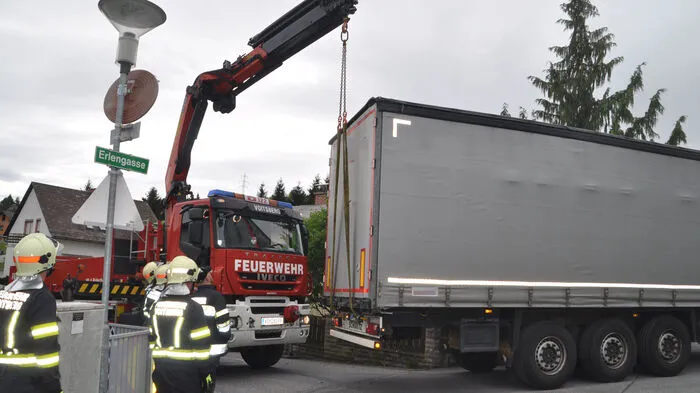 Klicken Sie sich durch die Fotos vom Feuerwehreinsatz!