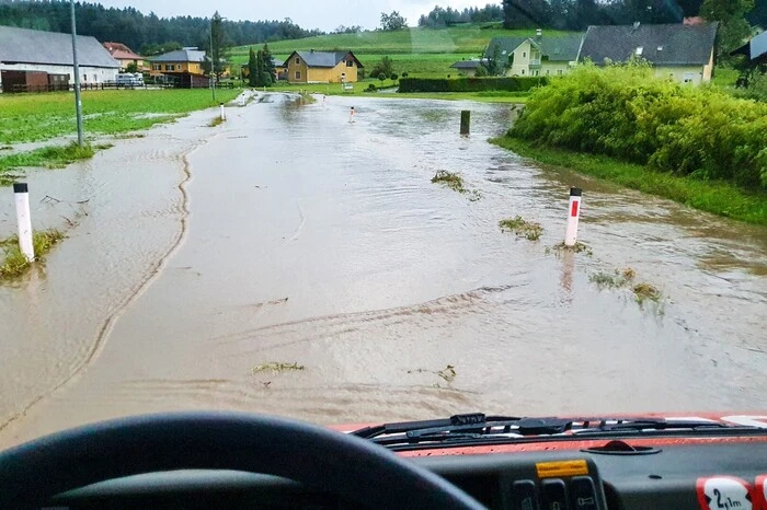 Vor allem die Ortsteile Kainachstraße und Fluttendorf waren von den heranfließenden Wassermassen stark betroffen.