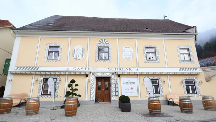 Das Gasthaus befindet mitten in Passail.