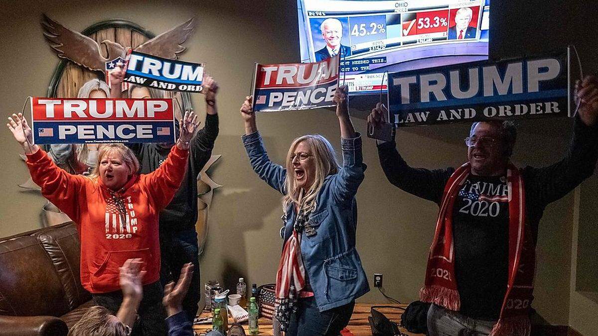 Anhänger des selbsternannten Wahlsiegers in Ohio