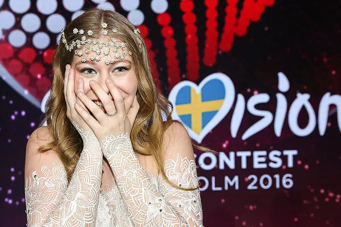 Mit "Loin d’ici" belegte die Sängerin und Schauspielerin im Finale Platz 13.