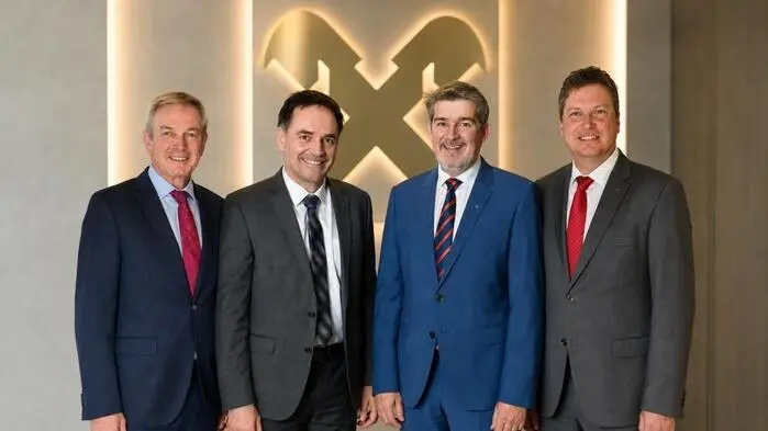 Die vier Bankvorstände Edwin Reiter, Stefan Hassler, Günther Kratzwald und Johannes Dörfler