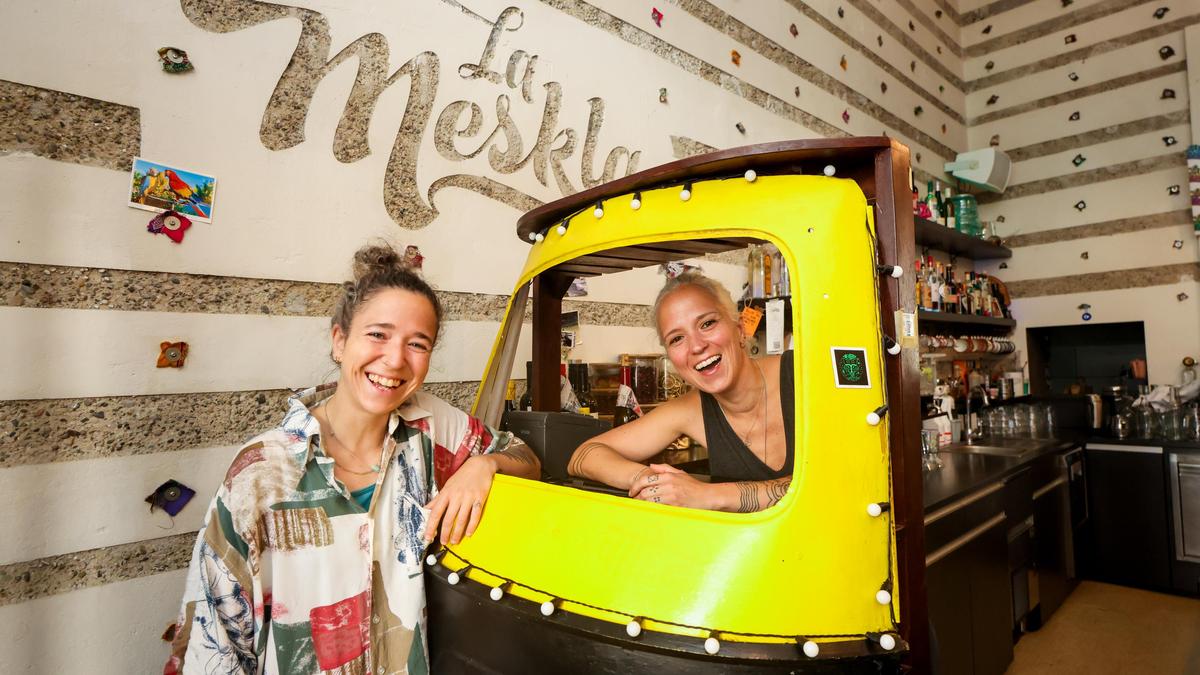 Claudia und Julia Günzberg in ihrem Lokal „La Meskla“ in der Kaiserfeldgasse