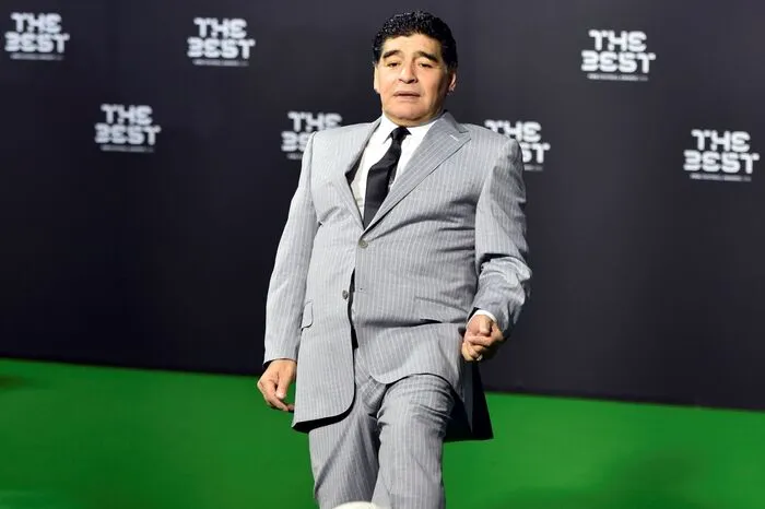 Auch weil zahlreiche Legenden die Veranstaltung in Zürich beehrten und ihr Geschick mit dem Ball demonstrierten: hier Diego Maradona.