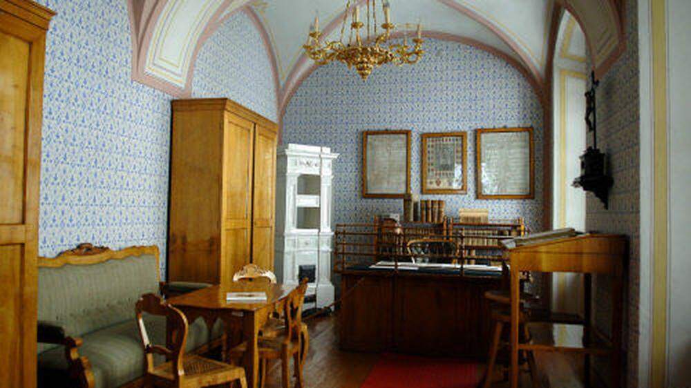 Das Arbeitszimmer von Franz Grillparzer im ehemaligen Hofkammerarchiv, wo der Dichter bis zur Pensionierung 1856 als Direktor wirkte 