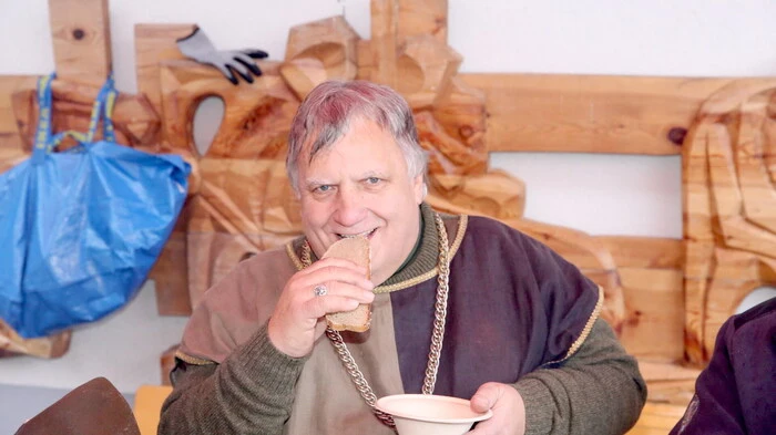 Der Verein "Mittelalterliches Friesach" lädt unter Obmann  Erich Kejzar (Foto) am Samstag und Sonntag zum „Mittelalterlichen Weihnachtsmarkt" auf die Burgbaustelle zu Friesach. 