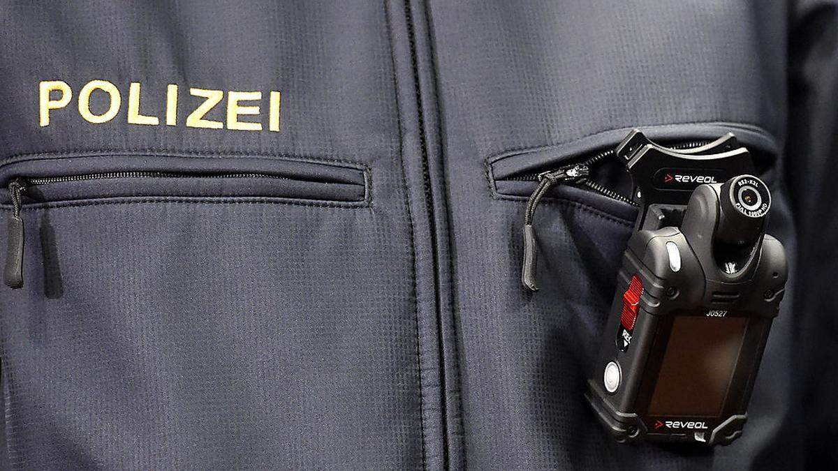 Eine Bodycam, wie sie auch Österreichs Polizei hat, überführte den Täter