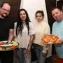 „Schmankerl“-Team: Koch Hans Georg Fössl, Kellnerin Marina Filipovic, Inhaberin Endira Crnalic und Pizzakoch Zlatko Fric (von links)