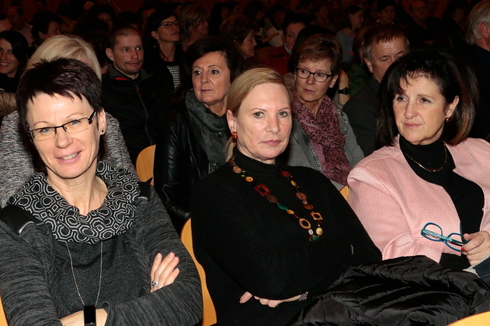 Klicken Sie sich durch weitere Bilder.