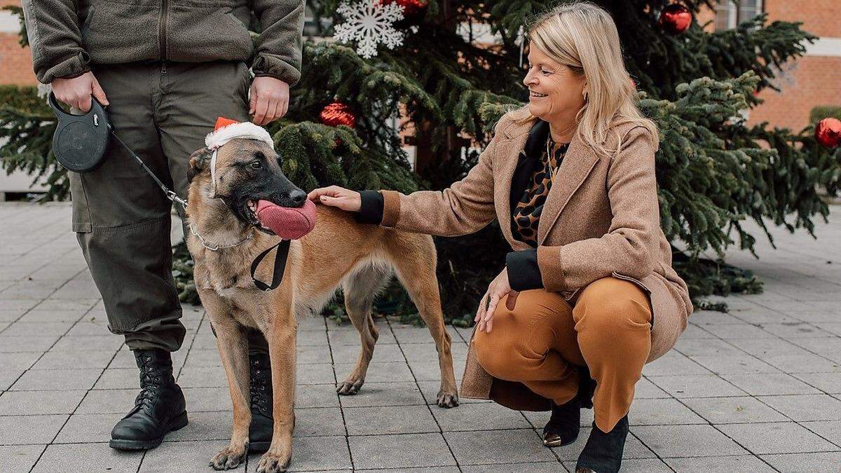 Verteidigungsministerin Tanner