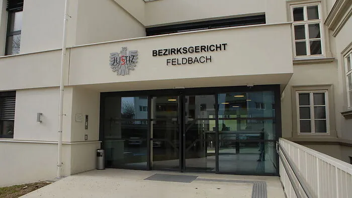 Auch der zweite Prozesstag fand am Bezirksgericht Feldbach statt