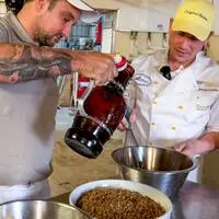 Fermentation spielt auch bei der Herstellung von Sauerteig eine wichtige Rolle