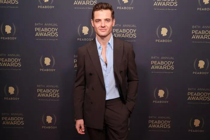Anfang 2013 outete sich der Fußballspieler Robbie Rogers und gab gleichzeitig seinen sofortigen Rücktritt bekannt. Zwei Monate später unterschrieb er einen Vertrag mit dem amerikanischen Verein LA Galaxy