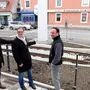Der Zaun beim Gleis der Landesbahn kommt weg, denn an dieser Stelle wird der Fußgängerübergang über die Kapruner-Generator-Straße wieder errichtet