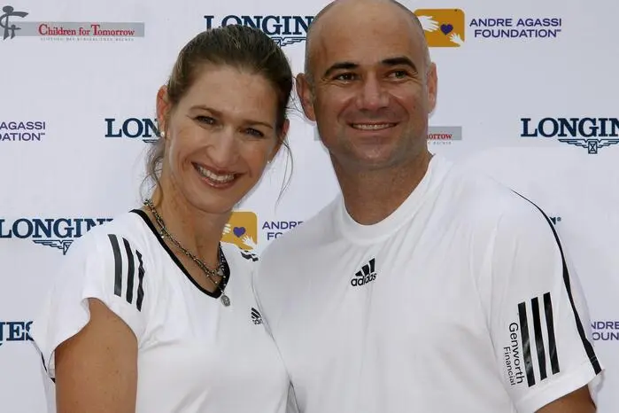 Steffi Graf und Andre Agassi: Seit 1999 sind Deutschlands beste Tennisspielerin aller Zeiten und der US-Amerikaner ein Paar. 2001 folgte die Hochzeit, im gleichen Jahr kam Sohn Jaden zur Welt. 2003 folgte Tochter Jaz.