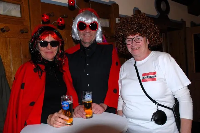 Vergangenes Wochenende lud die Ortsgruppe der FPÖ ins Gasthaus Karlheinz Prem zur „Sauschädlmusi“. 