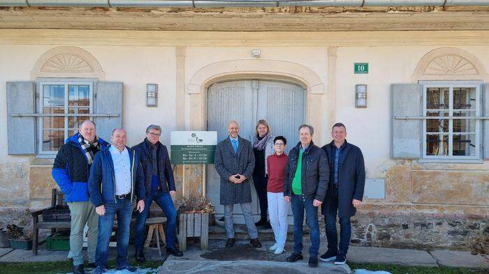 Billa-Mitarbeiter zu Besuch in der Bio-Hofkäserei Deutschmann