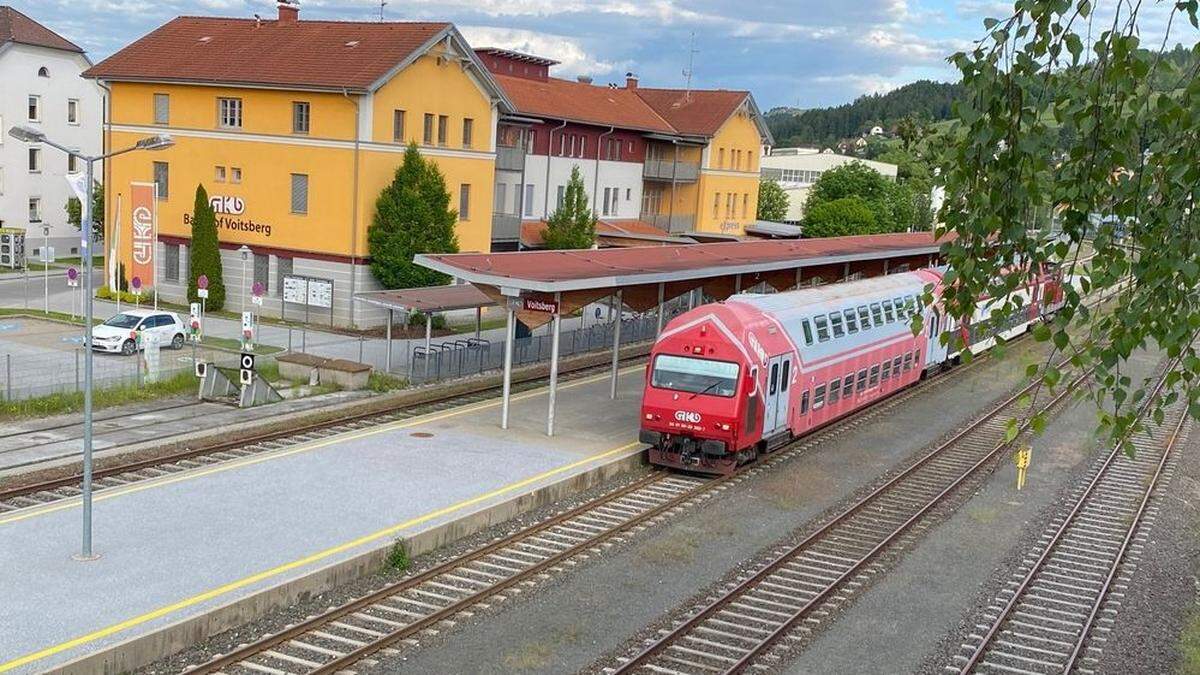 Im Frühverkehr verkehren die Züge ab 12. Dezember um vier Minuten früher